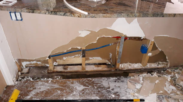 Water damage restoration process in Roanoke, IN